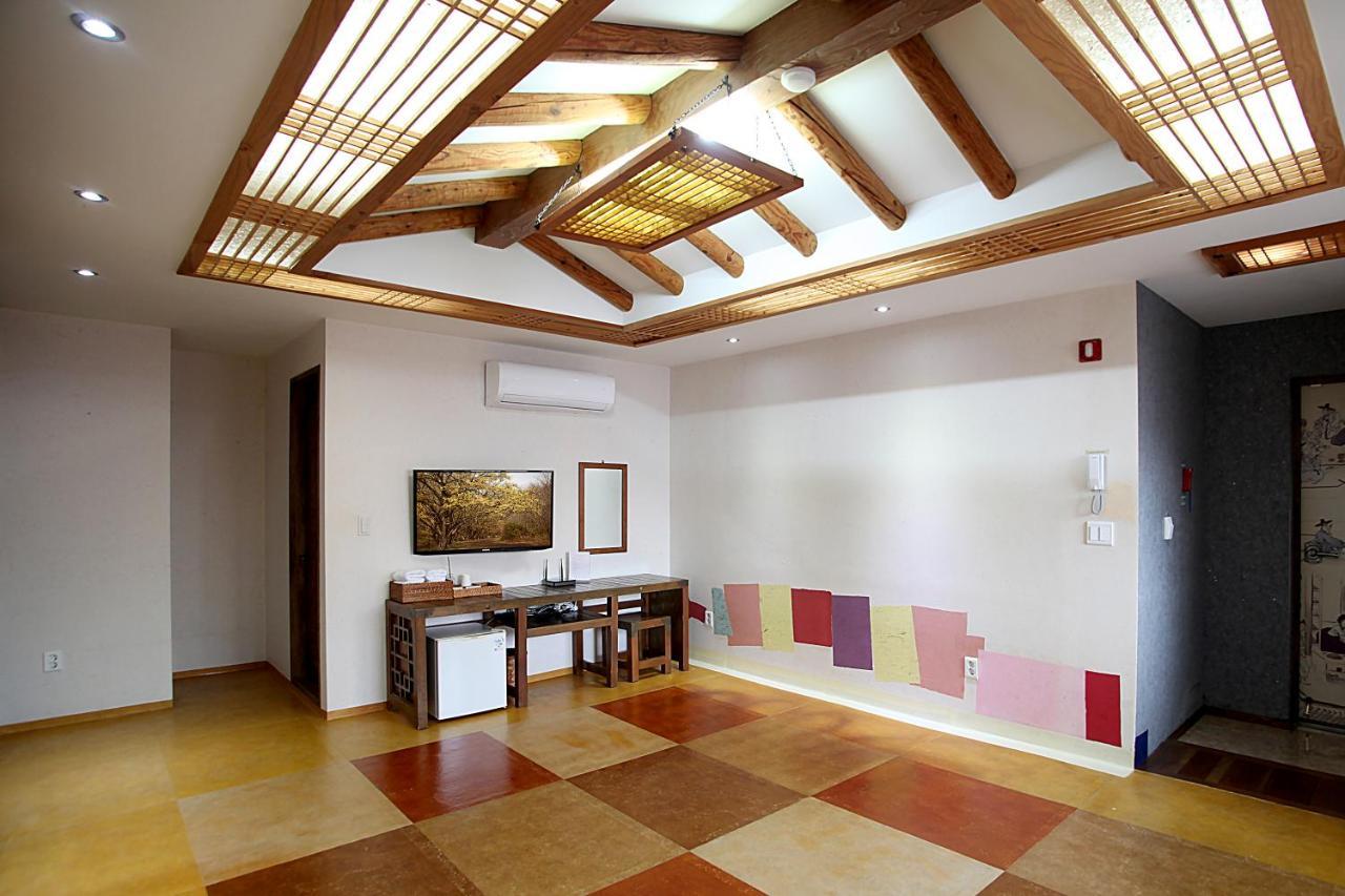 Jeonju Hanok Taejogung Hotel الغرفة الصورة