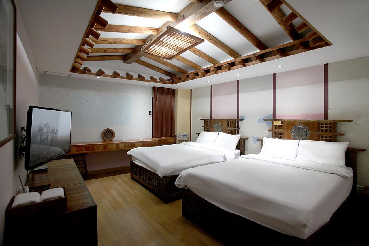 Jeonju Hanok Taejogung Hotel الغرفة الصورة