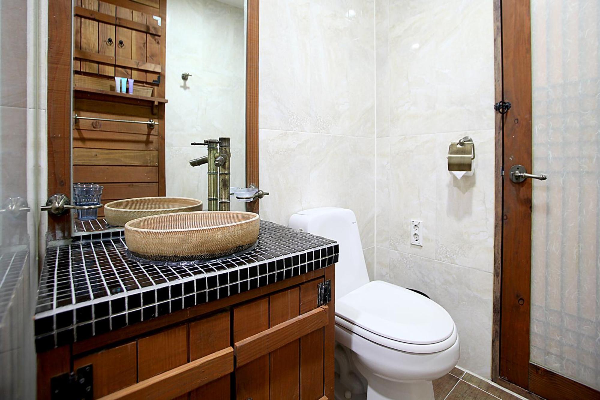 Jeonju Hanok Taejogung Hotel الغرفة الصورة